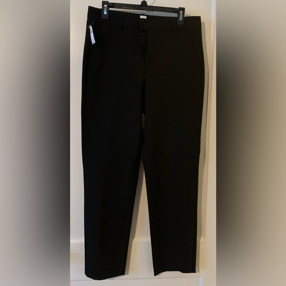 Gap womens pants. Black. 10 Tall. Full length. NWT.